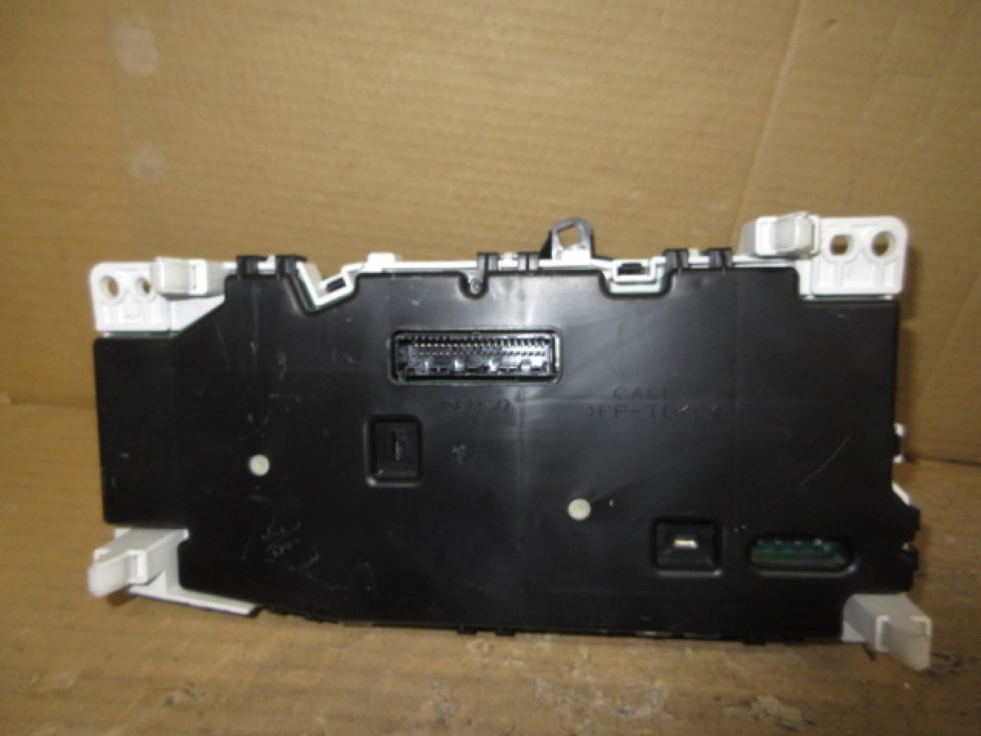 Daihatsu Mira Gino Instrument Cluster thumbnail 2