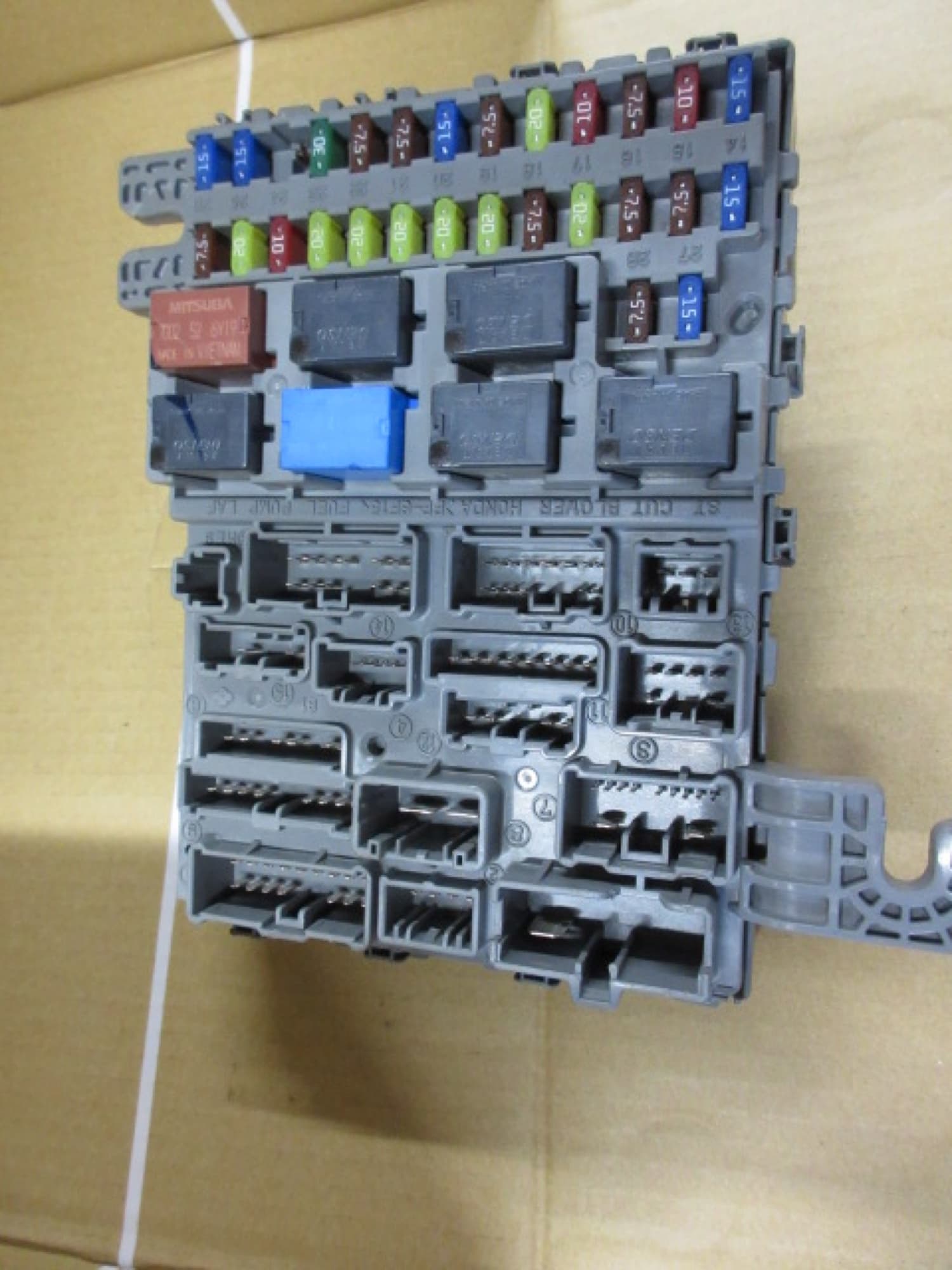 Honda Zest Fuse Box thumbnail 3