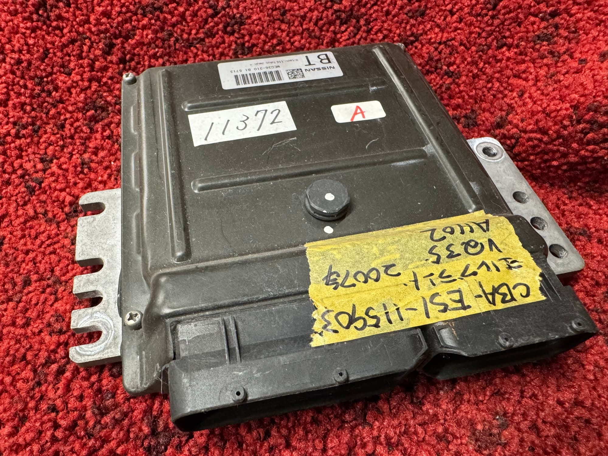 MEC36-310 Nissan Elgrand photo 1