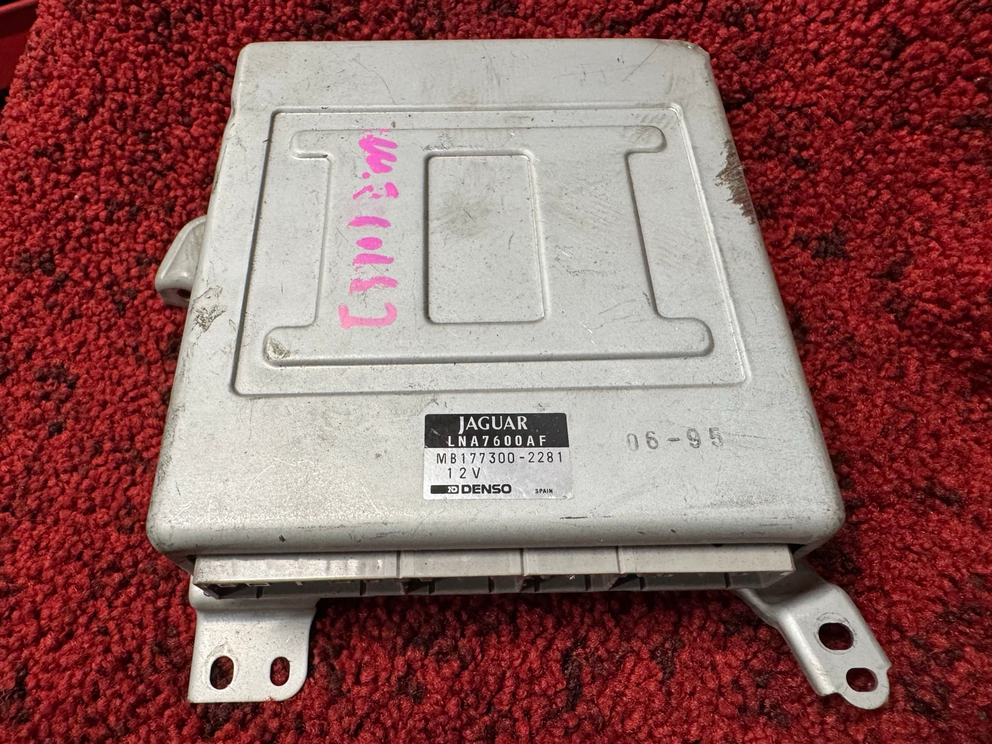 LNA7600AF Jaguar XJ photo 1