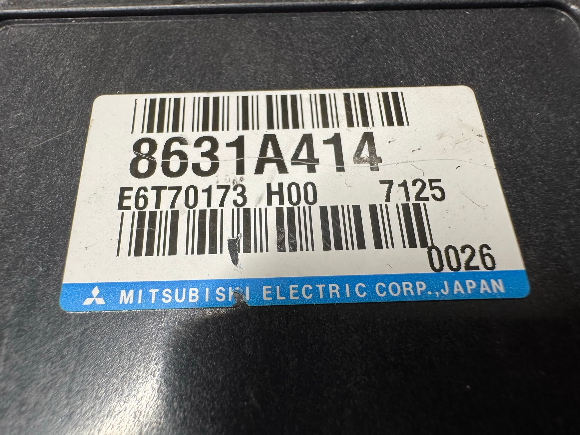8631A414 Mitsubishi Minicab part number label
